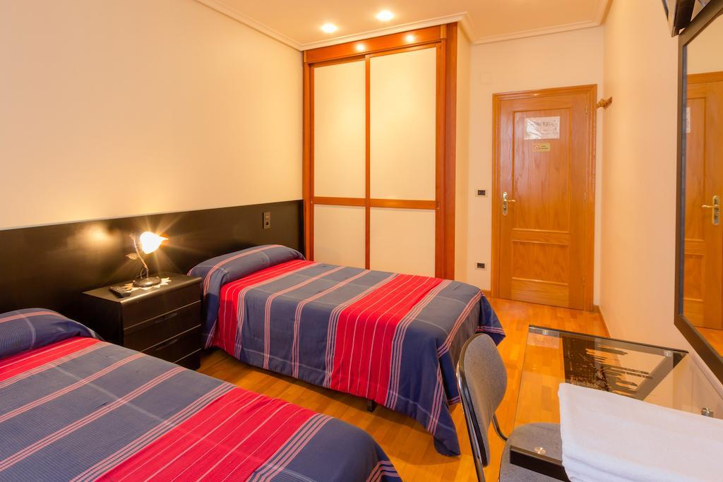 Pension Logroño Quarto foto